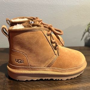 UGG Unisex Neumel II Boots - Toddler